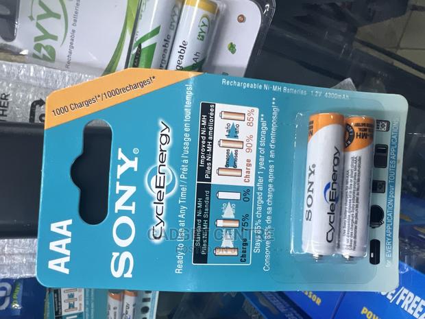 Sony AAA Rechargeable Batteries - thumbnail 2