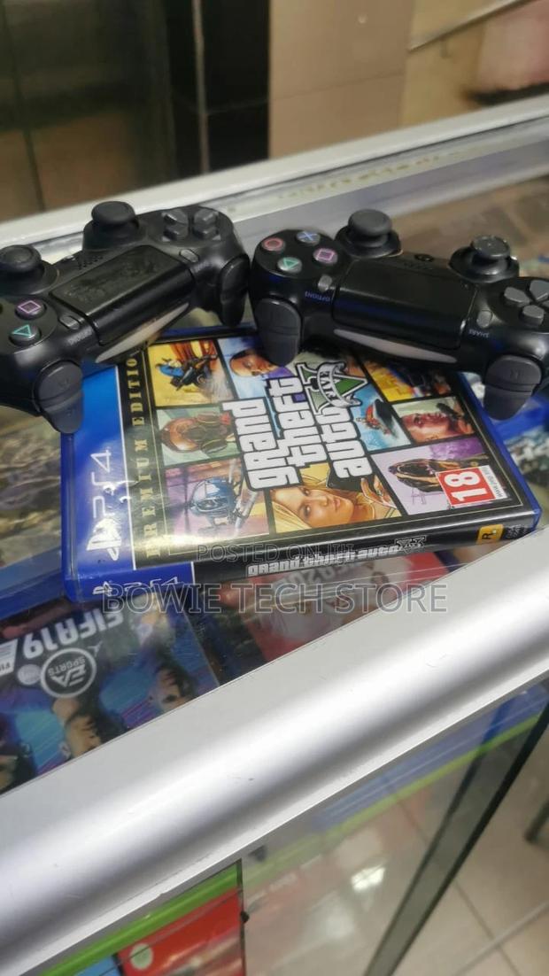 Grand Theft Auto Five Used - main view