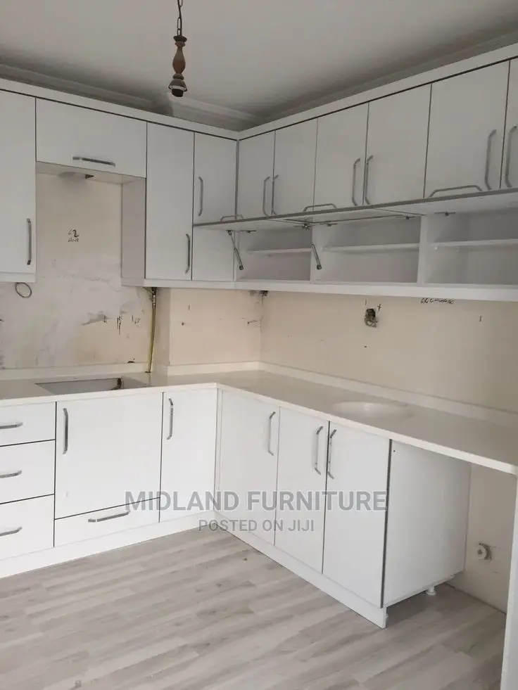 Kitchen/ Wardrobe Installation / Kitchen Cabinet