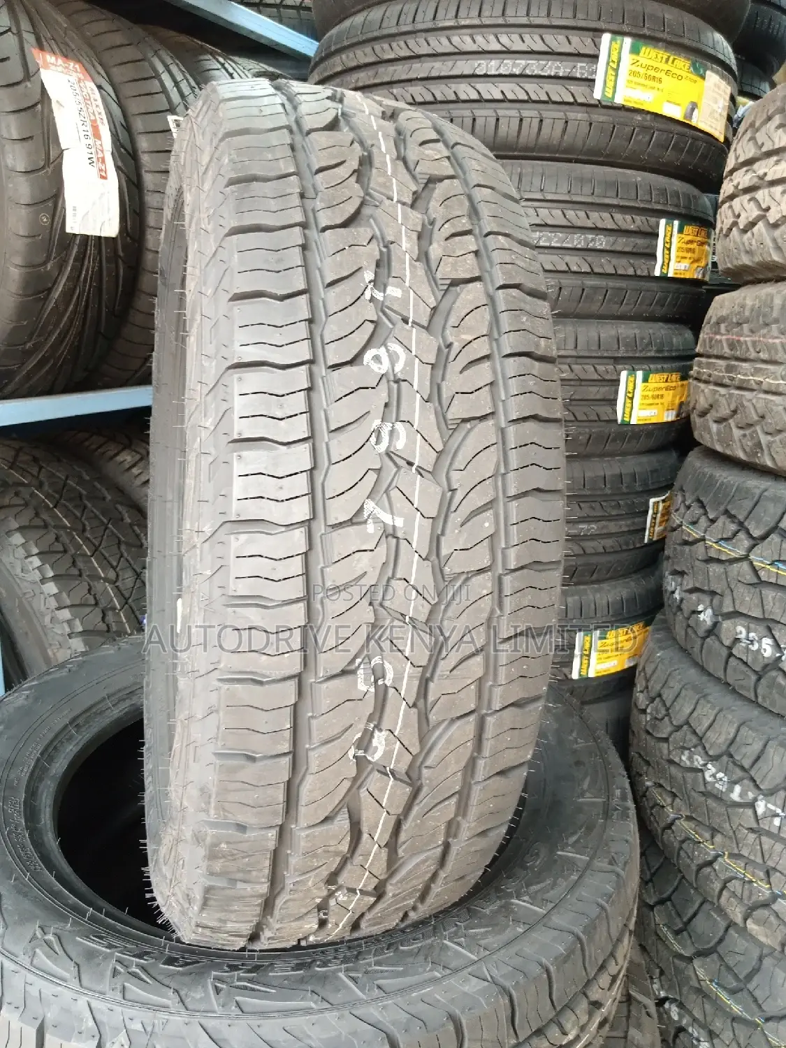 225/60r17 Dunlop All-Terrain
