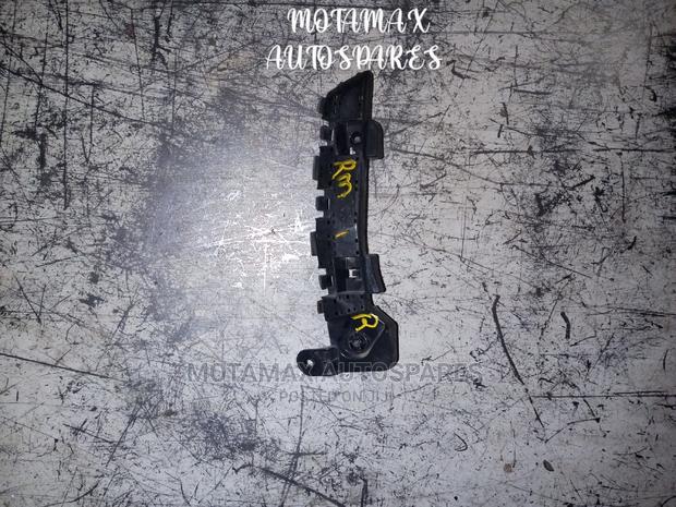 Honda CR-V RM1 Front Bumper Slide