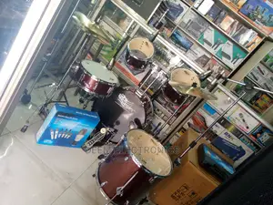 Drumset 5pc With Drum Mics and Cable and Stands