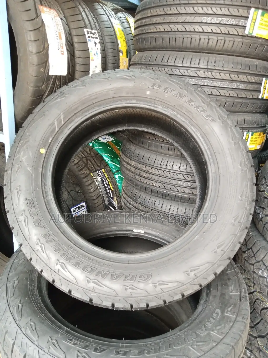 225/60r17 Dunlop All-Terrain