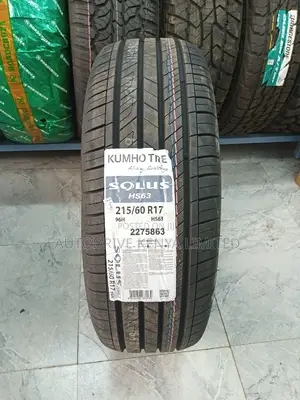 215/60r17 Kumho Tire
