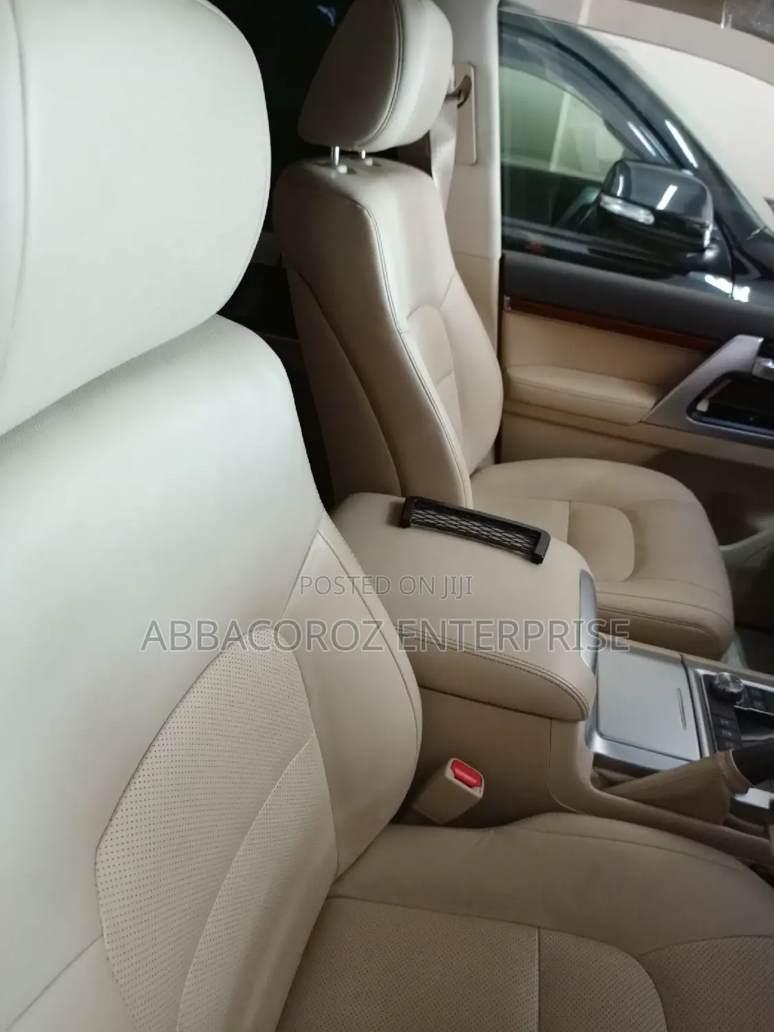 Toyota Land Cruiser 4.6 V8 ZX 2017 White