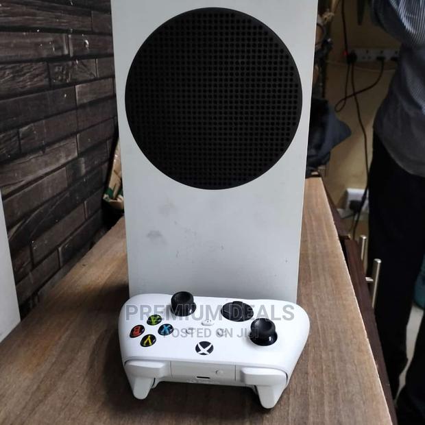 Xbox Series S in the House - thumbnail 2