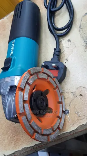 6" Grinder With Disc