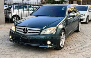 Mercedes-Benz C200 2009 Blue