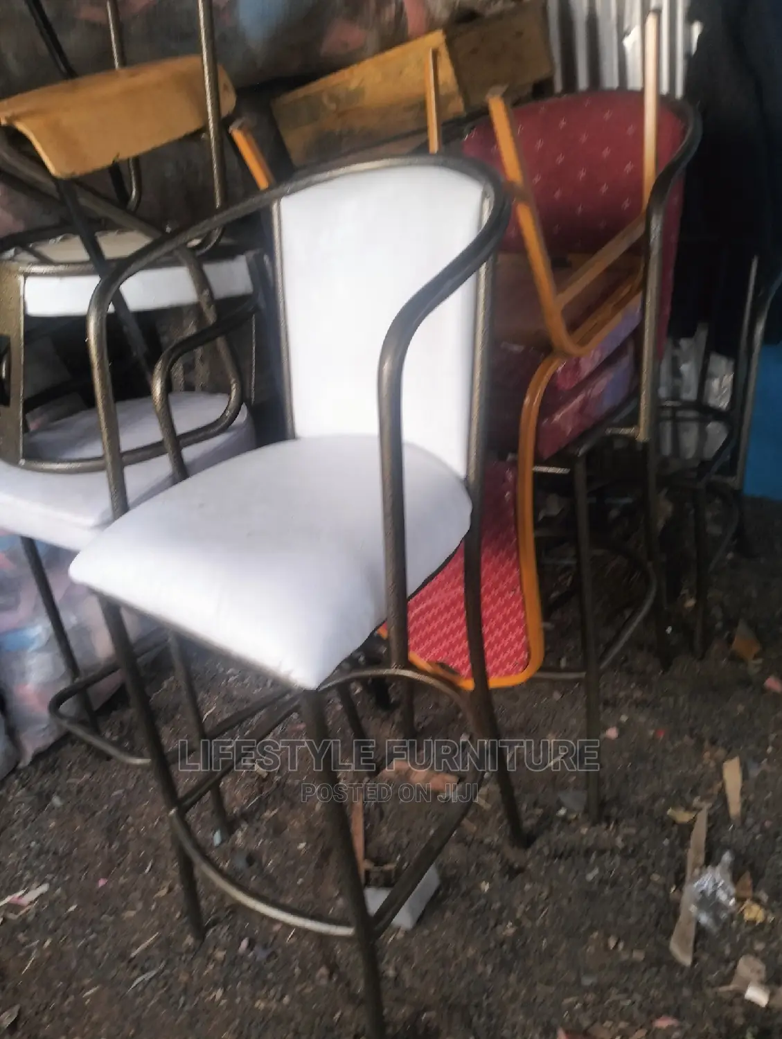 Elegant Bar/ Counter High Stools
