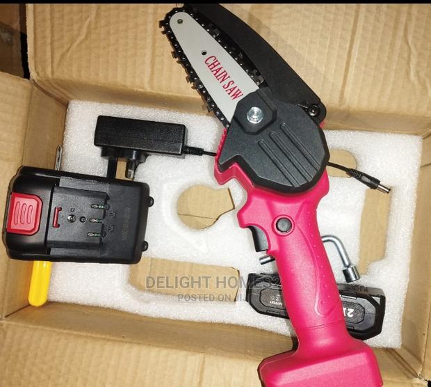 Handheld Saw Rotating Tool - main view