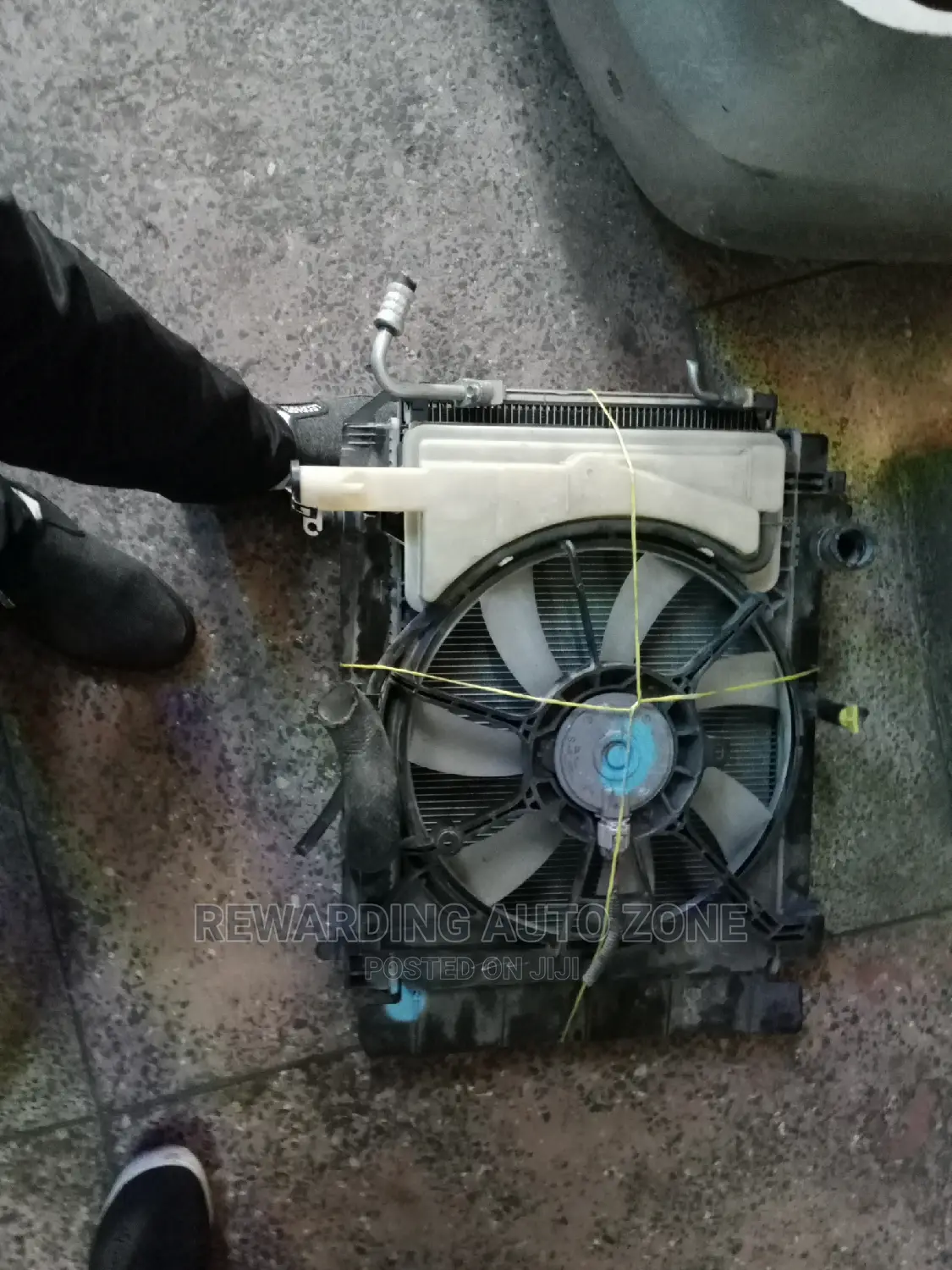 Vitz Jiwela New Model Radiator Complete.