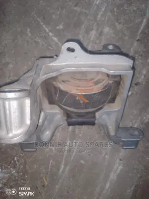 CX5 Petrol Engine Mounting