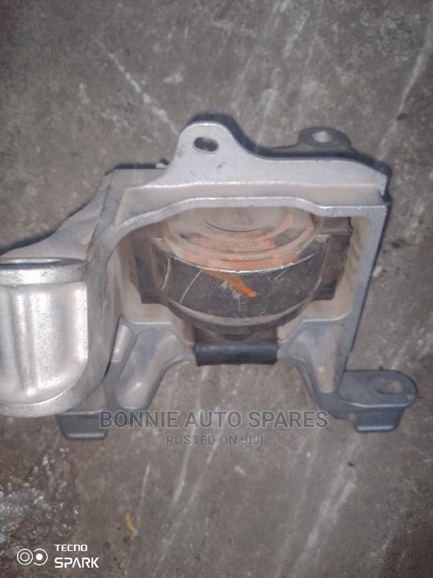 CX5 Petrol Engine Mounting - thumbnail 2