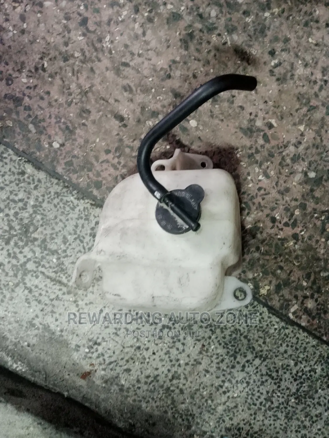 Axio 2009 Coolant Reserve Tank.