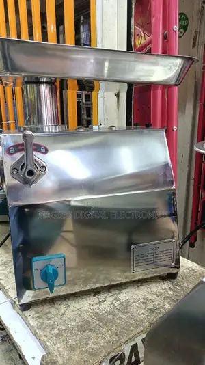 Tk-M22 Mincer