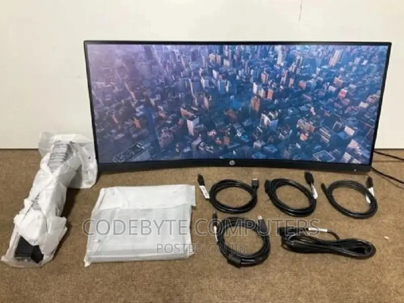 HP P34hc G4 34" WQHD USB-C Curved Monitor