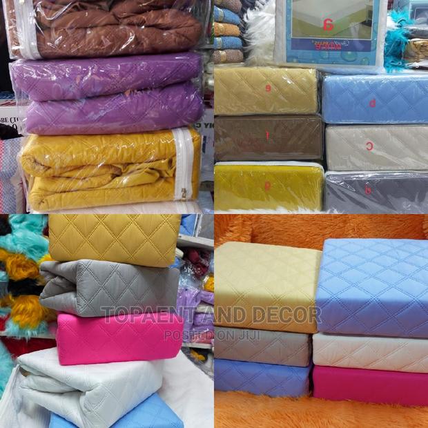 Waterproof Mattress Protector Mattress Protector - main view