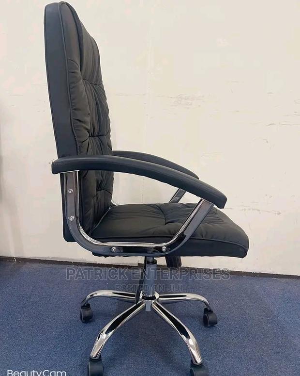 Imported Executive Office Leather Chair - thumbnail 2