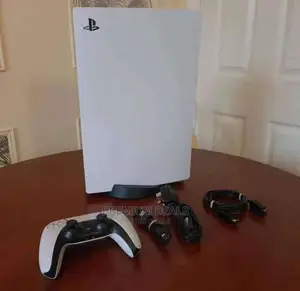 Clean Ps5 Standard With Controller