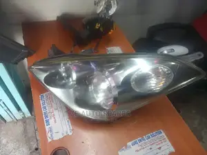Wish 2002 Xenon Headlight