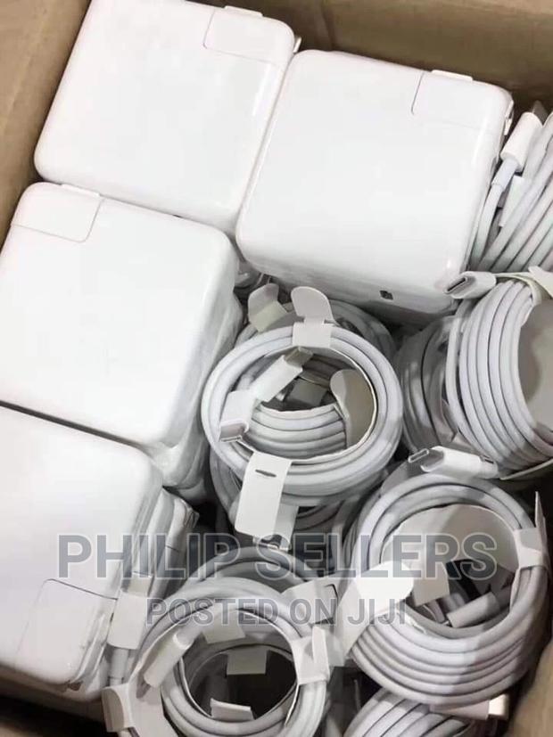Apple Original Macbook Chargers 
Call - thumbnail 4