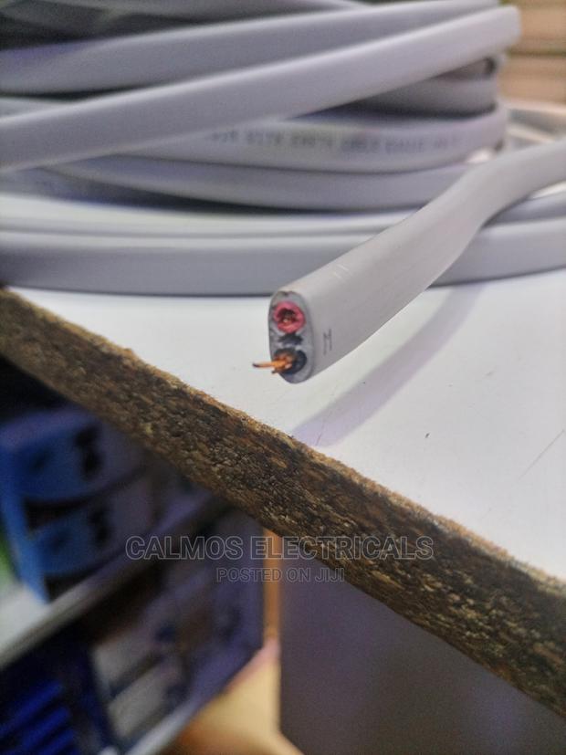 2.5mm Twin With Earth Cable - thumbnail 2
