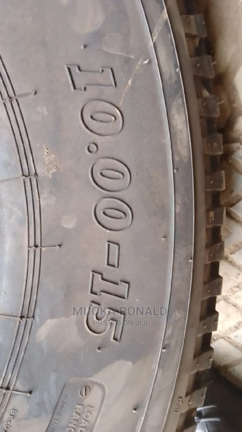 10.00-15 Bk Tyre (NYLON Tyre
