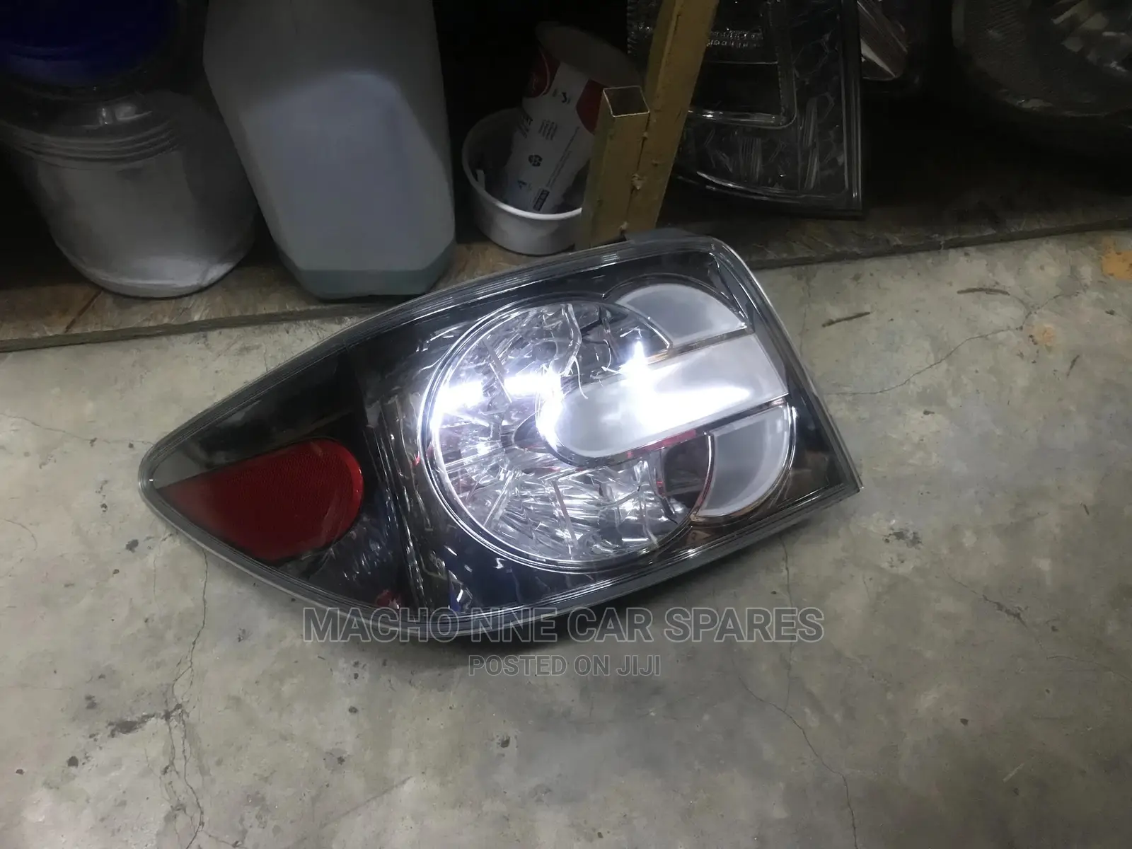 Mazda Cx7 Taillight