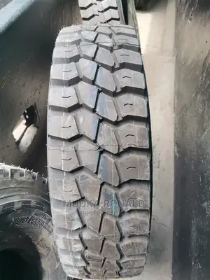 315/80r22.5 Bf Goodrich Tyre Made in Romania (Diff