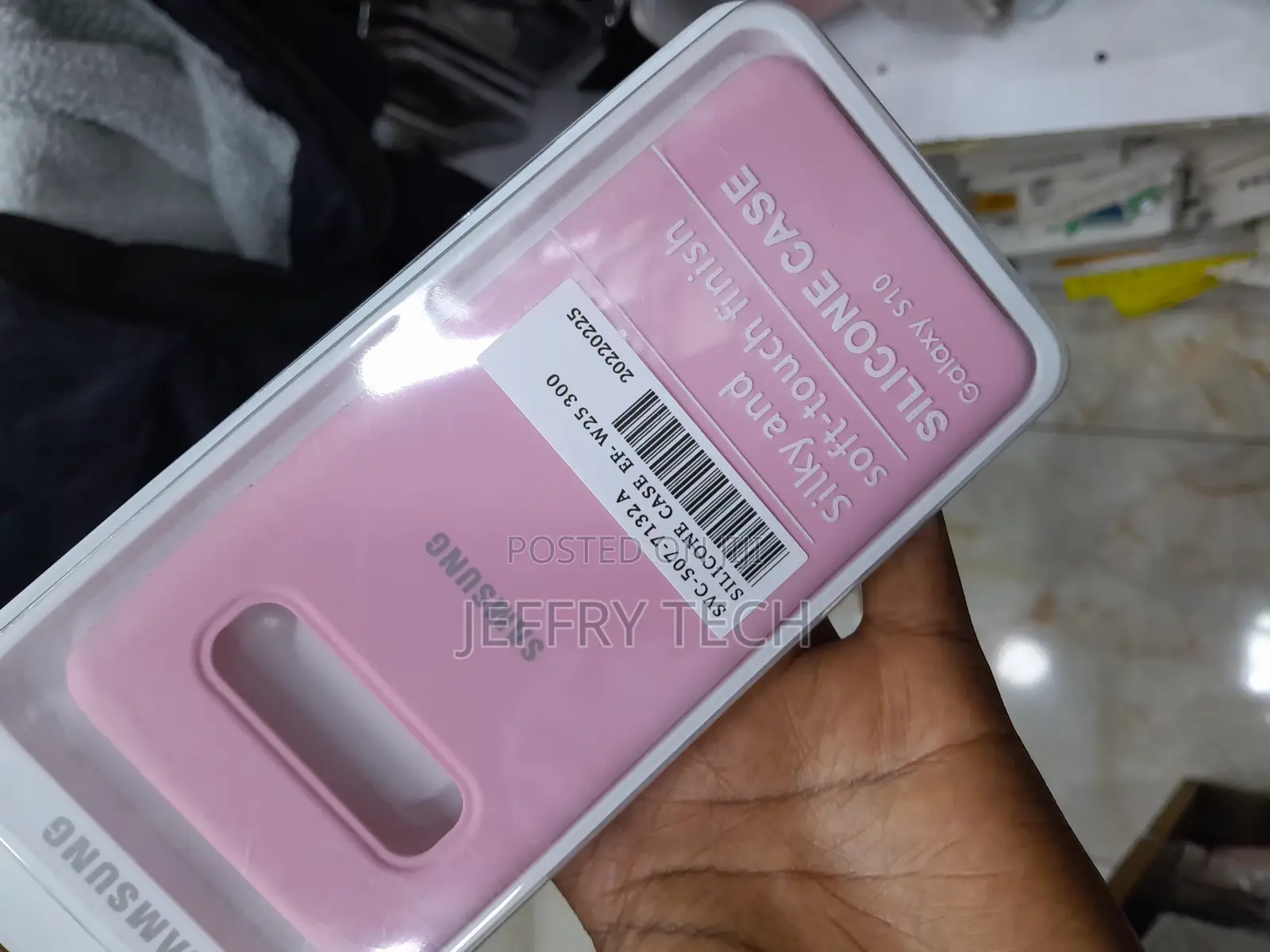 Samsung Galaxy S10 Soft Touch Silicon Cover - Official Galax