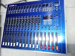 12channel Powered Mixer With Case
