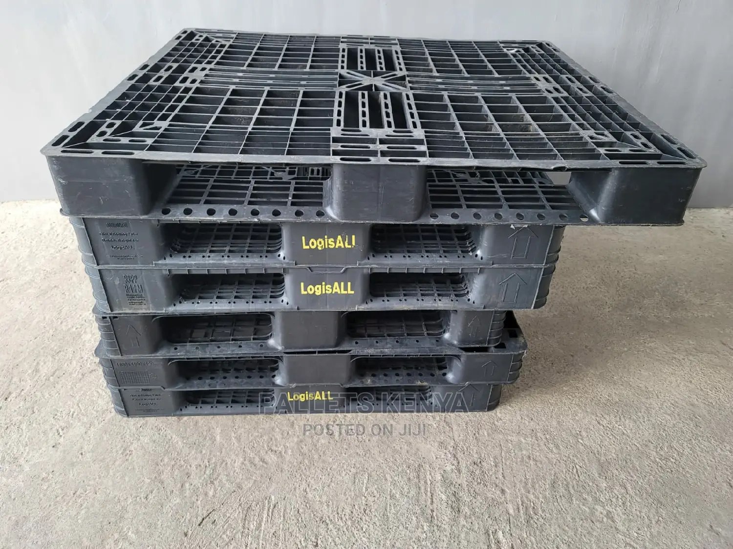 Plastic Pallets- NOS