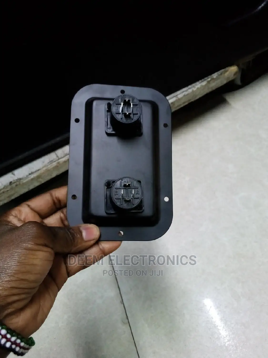 Speaker Connectors