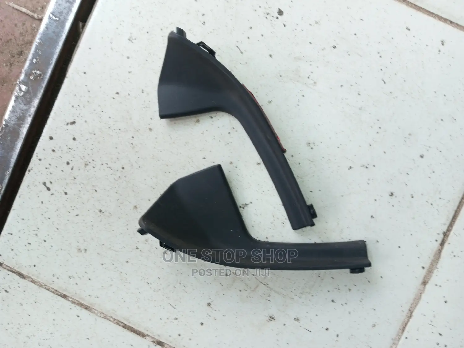 Replacement Tiida Windscreen Finisher (Left or Right Each)