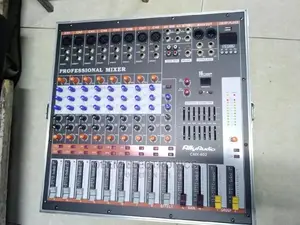 Powered Mixer 8channel, With Case