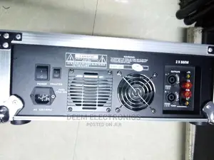 Powered Mixer 8channel, With Case