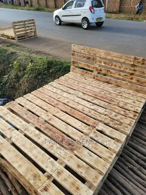 Detachable 5*6 Pallet Bed- FFT