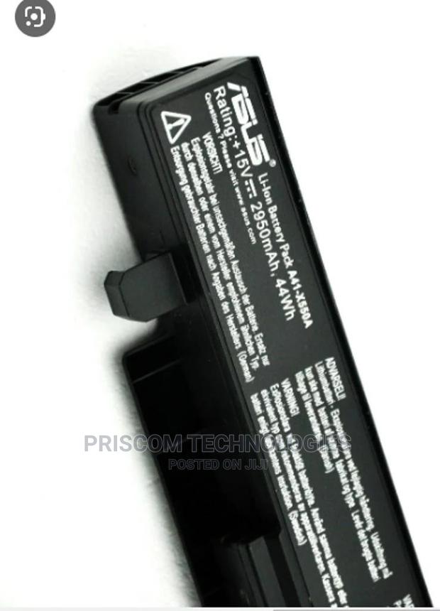 Asus X550 Battery - main view