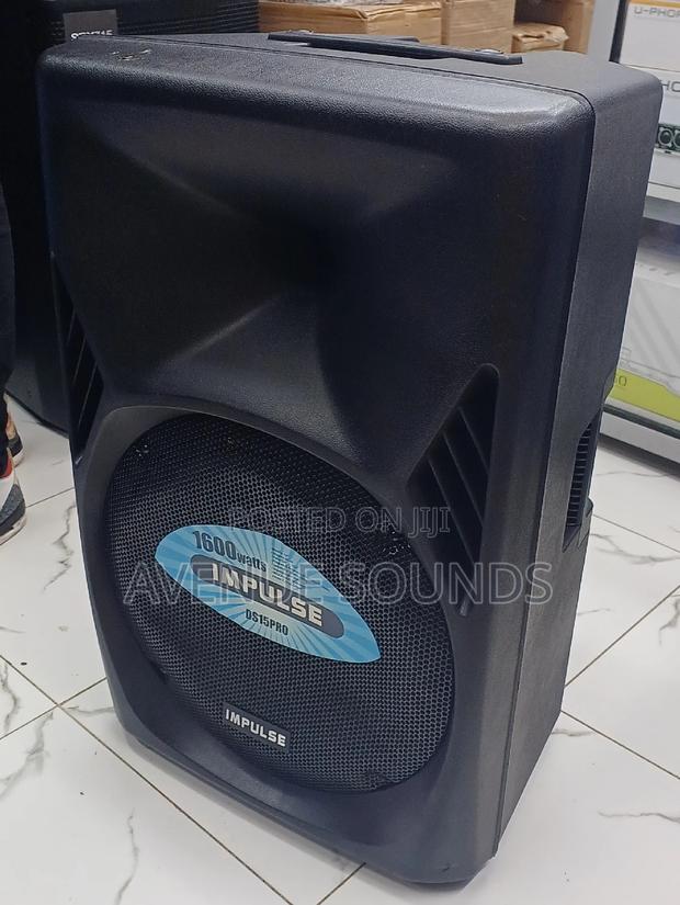 Midrange Powered Speaker