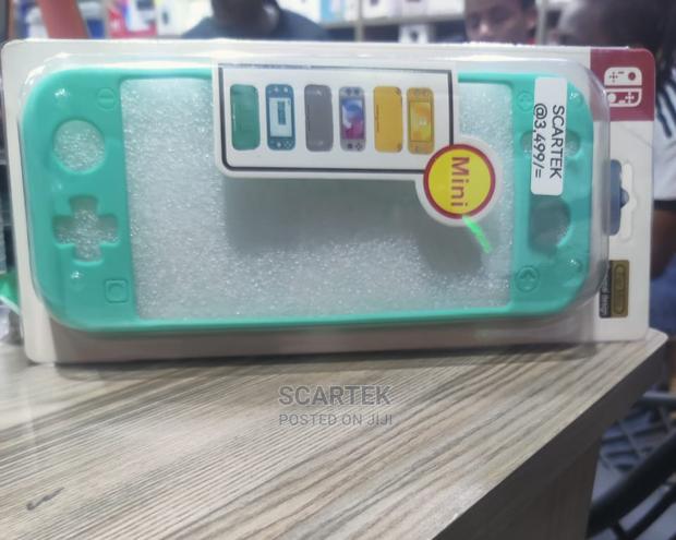 Nintendo Switch Mini Silicone Case - thumbnail 2