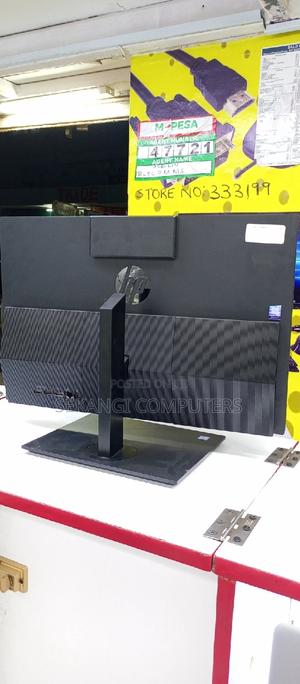 Desktop Computer HP AiO 22 8GB Intel Core I5 SSD 256GB - main view