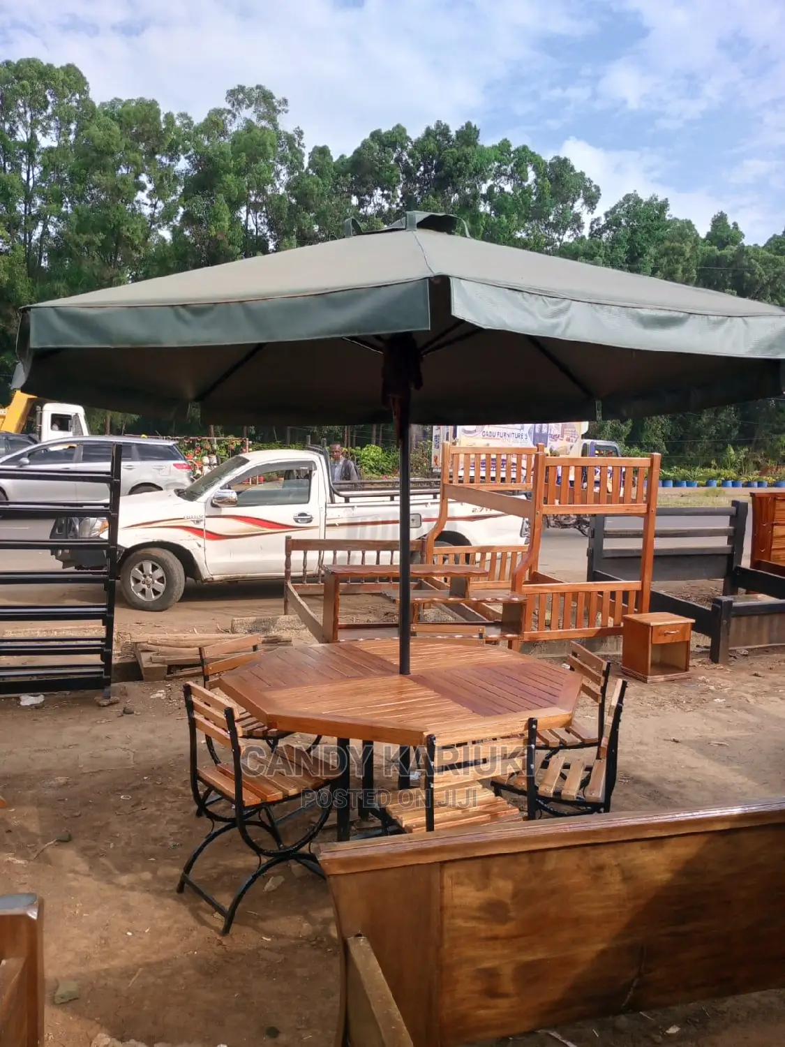 6 Seater Outdoor Set Plus Umbrella