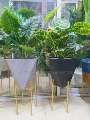 Artificial Decorative Plants With Stand Green