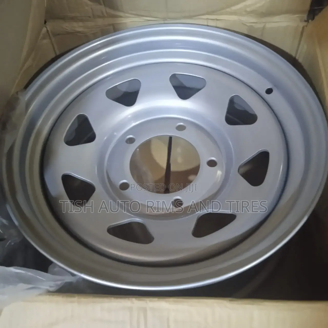 Silver Landcruser Rim 16 Inch