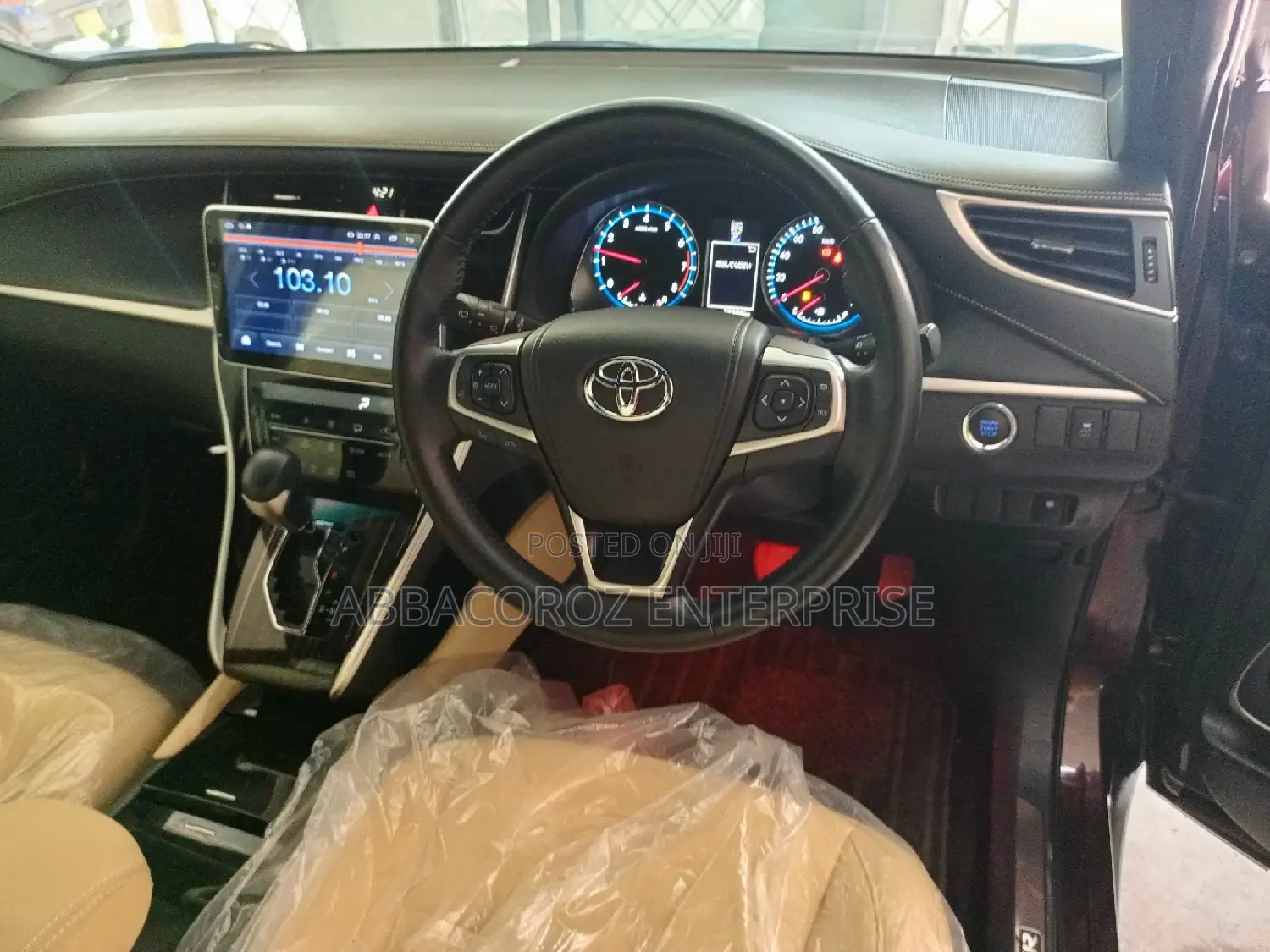 Toyota Harrier 2.0 2016 Purple