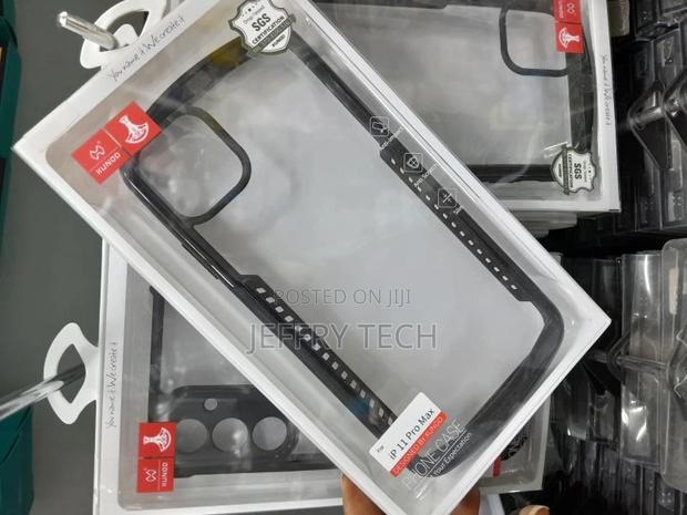 iPhone 11 Pro Max Arc-Shaped Handle Clear Case - thumbnail 2