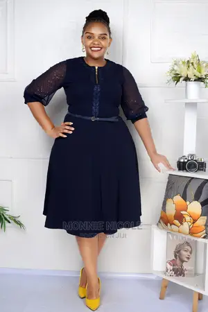 Breastfeeding Friendly Round Dress