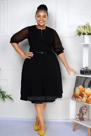 Breastfeeding Friendly Round Dress