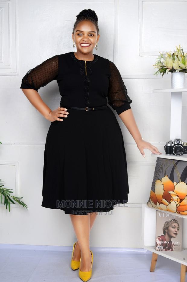 Breastfeeding Friendly Round Dress - thumbnail 2