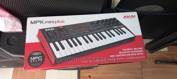 Akai Mini Plus 37keys Midi Keyboard - main view